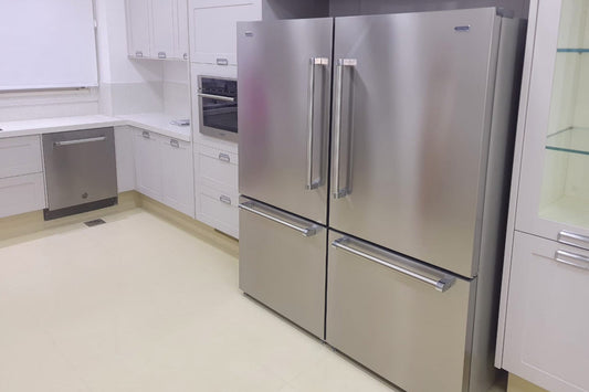 Cozinha Clássica e Moderna no Cambuí: Renovação de Prestígio com Tecno e Bertazzoni