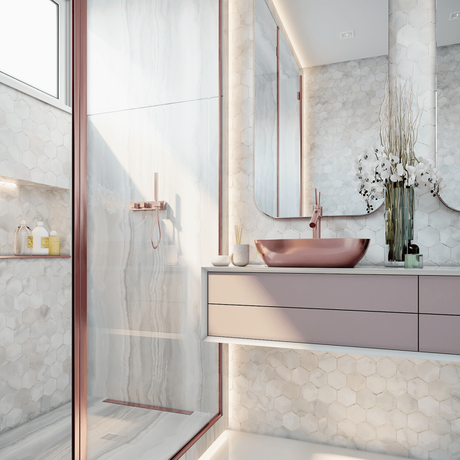 Ralo Linear Elleve Versalite 50cm Tampa Inox - Saída Lateral em inox escovado instalado em banheiro moderno com box de vidro e design oculto