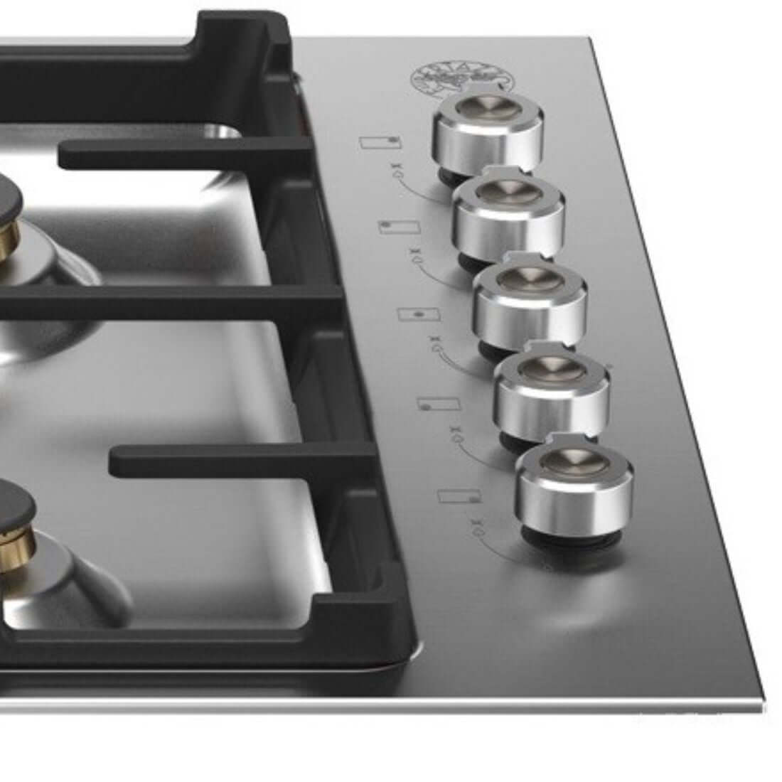 Cooktop inox Bertazzoni com 5 queimadores a gás e botões de controle, design profissional em 92,5 cm.