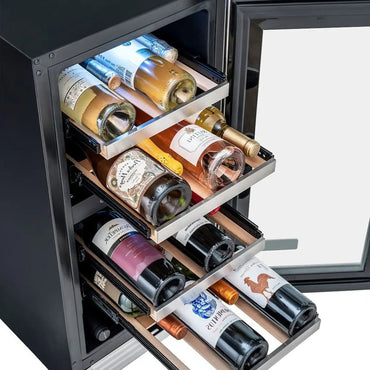 Adega Tecno Vintage 23 Garrafas com prateleiras de inox e garrafas variadas, abertura direita, armazenamento refrigerado