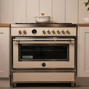 Fogão Bertazzoni Heritage Marfim 90cm 6 Bocas Forno Elétrico 103L