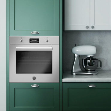 Forno Bertazzoni Elétrico Professional 116 Litros Inox 76cm embutido em inox com painel digital, porta de vidro e design profissional