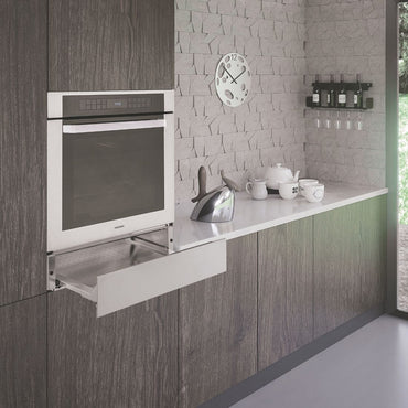 Gaveta Aquecida Tecno Original Inox 60cm em inox escovado embutida sob forno com puxador discreto e painel de controle interno