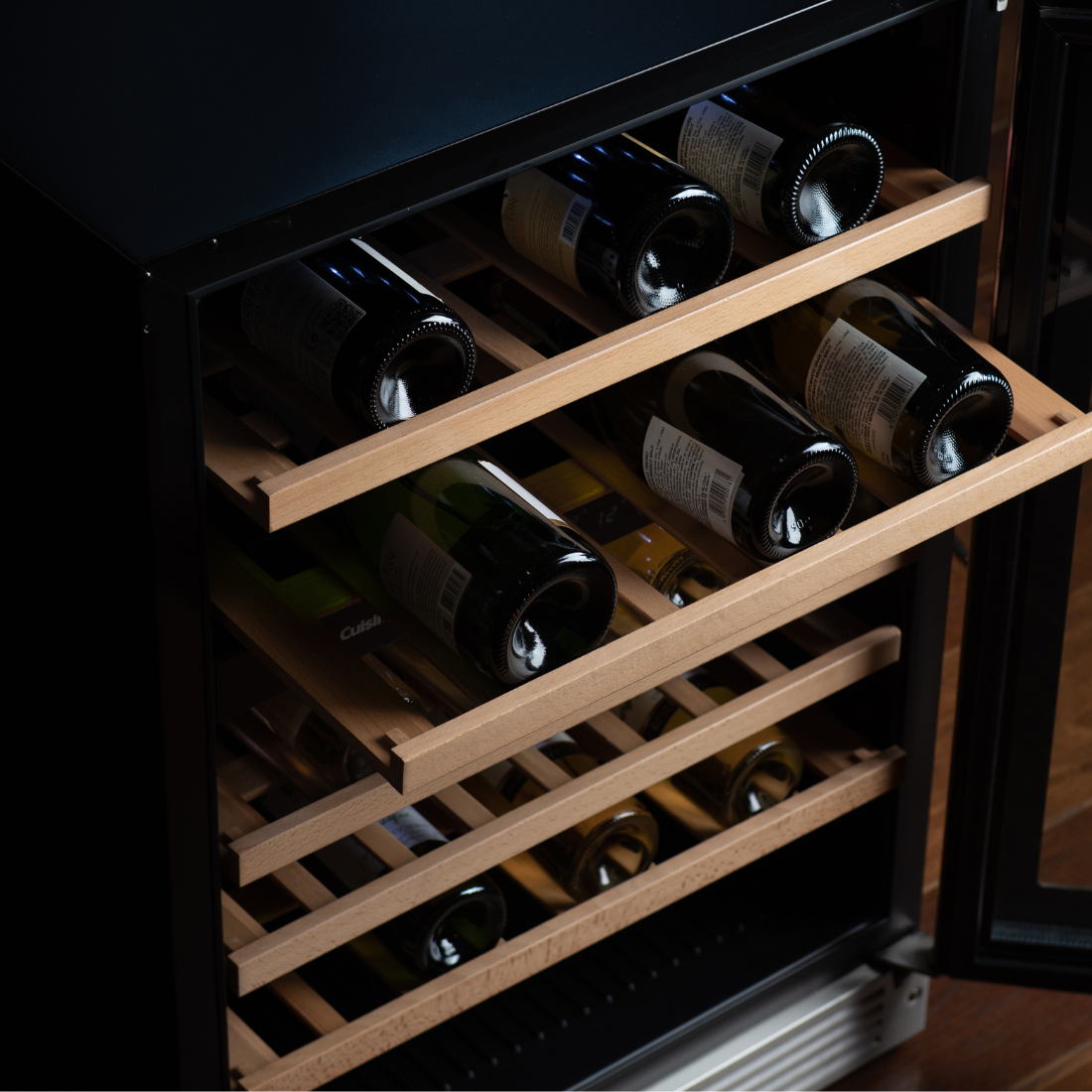 Adega de vinhos Cuisinart de Embutir Arkton 45 Garrafas Dual Zone Inox 220V