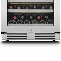 Adega Tecno Professional 151 Garrafas Inox 60cm - Abertura Esquerda, adega climatizada inox embutir com prateleiras e garrafas visíveis