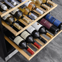 Adega Tecno Professional 43 Garrafas Inox 60cm - Abertura Direita adega climatizada 43 garrafas com acab. inox, prateleiras de madeira e porta de vidro