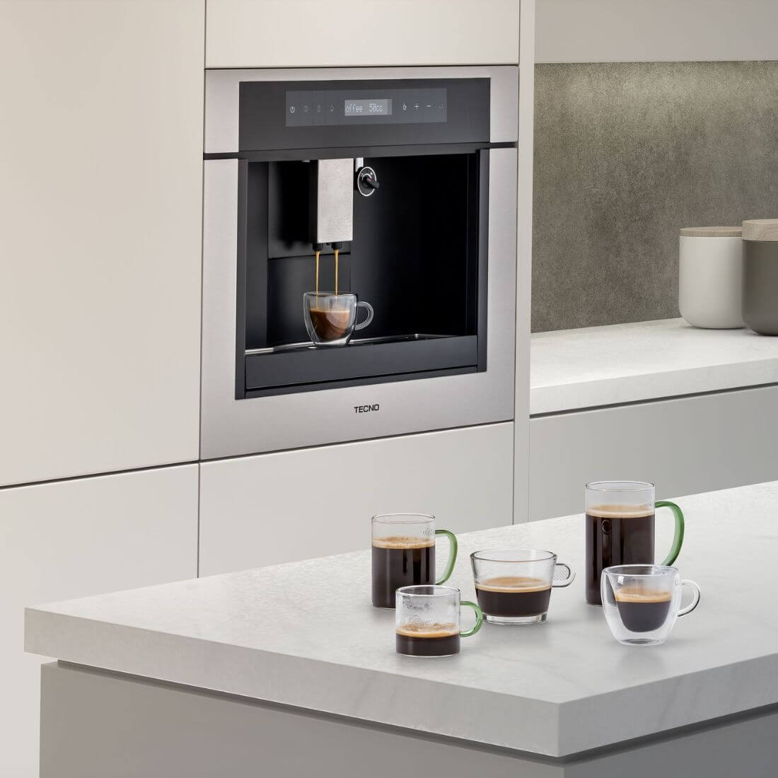 Cafeteira Tecno Original Automática de Embutir Inox 60cm: máquina de café de embutir em inox escovado com display touch, saída dupla e bandeja embutida