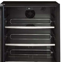 Cervejeira Cuisinart Arkton Inox 60cm - Abertura Esquerda, cervejeira de embutir inox com porta de vidro, prateleiras e iluminação interna