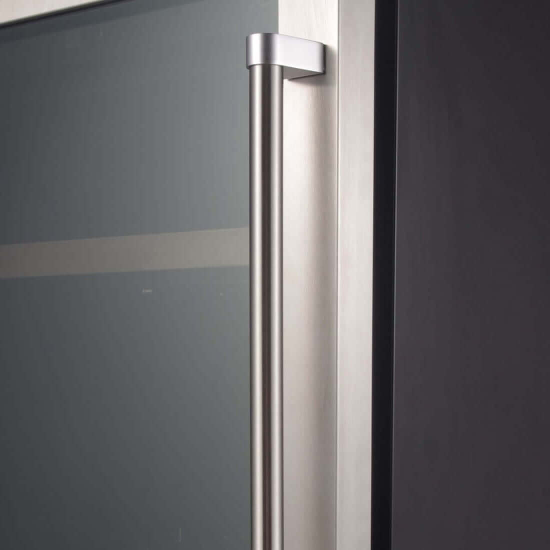 Cervejeira Evol Smart 135 Litros Inox 60cm - Abertura Esquerda com porta de vidro, puxador inox e acabamento escovado para embutir