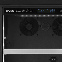 Cervejeira Evol Smart 425 Litros Inox 60cm - Abertura Direita mostrando painel digital, iluminação interna LED e prateleira inox
