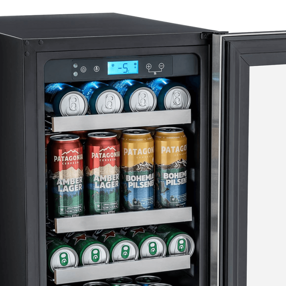 Cervejeira Tecno Vintage 80 Litros Inox 38cm - Abertura Direita exibindo acabamento preto, porta de vidro, prateleiras inox e iluminação interna