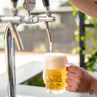 Chopeira Naja Cheffer Smart 2 Torneiras Independentes com Lava Copos em inox com torre dupla servindo chope com espuma