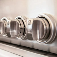 Churrasqueira Evol Modena 34 Inox 3 Queimadores 86cm mostrando botões de controle em inox escovado e acabamento premium