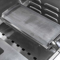 Churrasqueira Evol Modena 42 queimador infrared e grelha em aço inox, detalhe da chapa perfurada e acabamento premium
