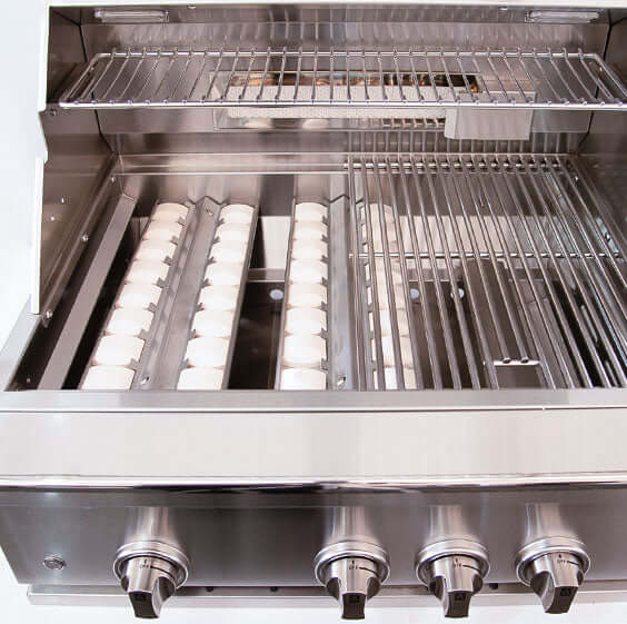 Churrasqueira à Gás Evol Modena 28'' Inox 3 Queimadores 70cm em inox escovado, 3 queimadores, grelhas e bandeja coletora para embutir