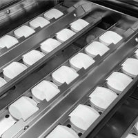 Churrasqueira Evol Modena com 4 queimadores e 2 infrared mostrando defletores cerâmicos e grelha interna em aço inox 107cm