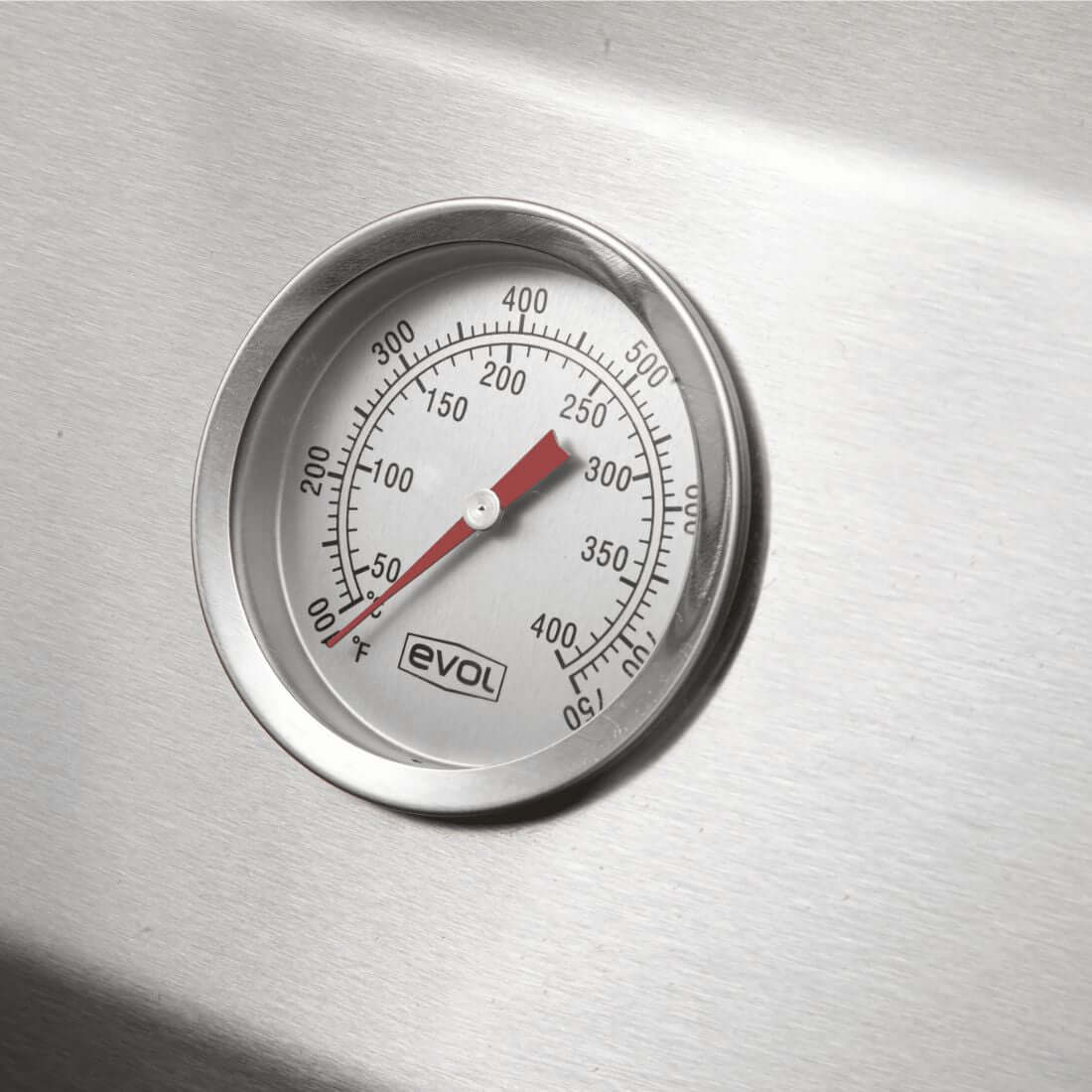 Churrasqueira Evol Modena 42 termômetro embutido com mostrador até 500°C em acabamento inox para controle preciso de temperatura