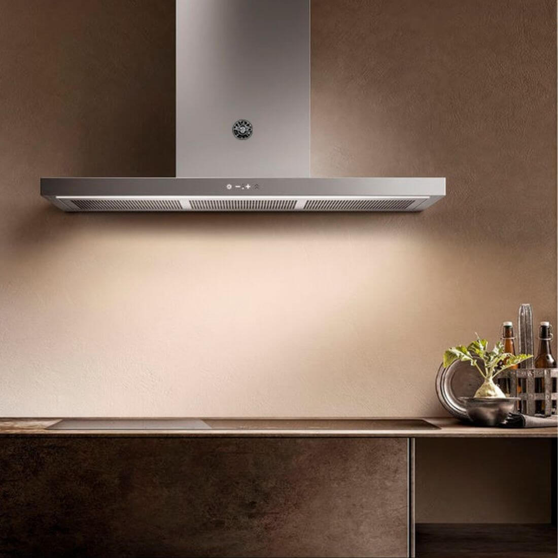 Coifa Bertazzoni Thin Parede Inox 120cm coifa de parede em inox escovado slim, painel touch iluminado e duto visível