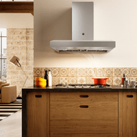 Coifa Bertazzoni Vavano de Parede Inox 91cm em inox escovado, instalação parede, formato piramidal inclinado, iluminação LED e painel touch