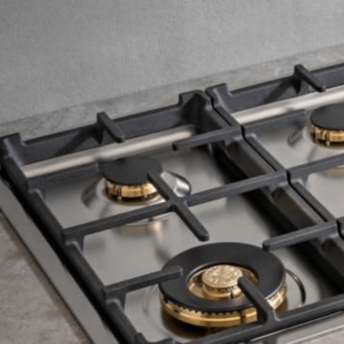 Cooktop à Gás Bertazzoni Professional 6 Bocas Inox 92,5cm: cooktop a gás italiano em inox com 6 queimadores Sabaf e trempes em ferro guza