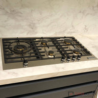 Cooktop a Gás Tecno Professional 5 Bocas Inox 90cm em inox com queimadores Sabaf, trempes ferro fundido e painel frontal italiano