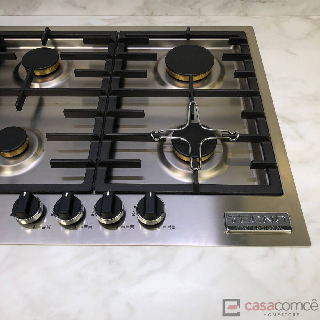 Cooktop a Gás Tecno Professional 5 Bocas Inox 90cm em inox com trempes ferro fundido, manípulos frontais e acendimento super automático