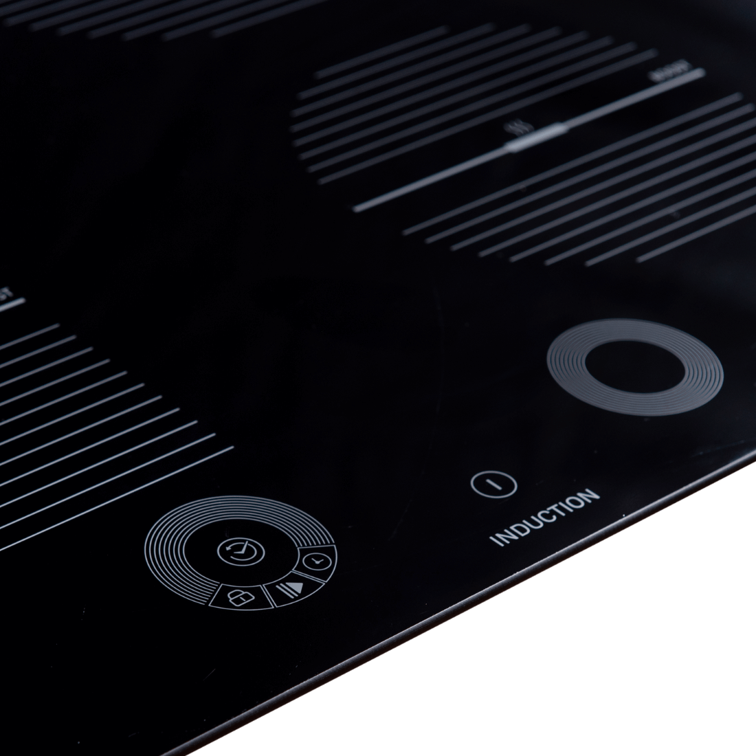 Cooktop de indução Cuisinart Arkton 4 Zonas 60cm em vitrocerâmica preta com painel touch e zona para travessas grandes