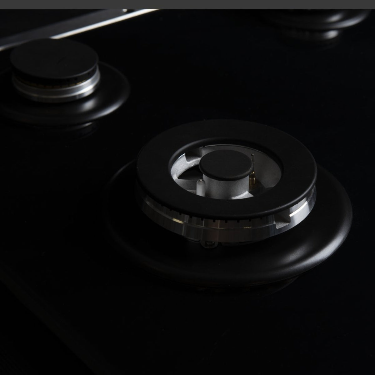 Cooktop a Gás Cuisinart Arkton Advanced 5 Bocas Vidro Preto Painel Digital 86cm