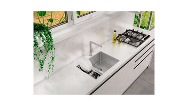 Cuba de embutir em Inox Escovado 70cm com Canal Debacco Quadratino: cuba de cozinha inox escovada 70cm embutida, design quadrado, profundidade 200mm e canal organizador