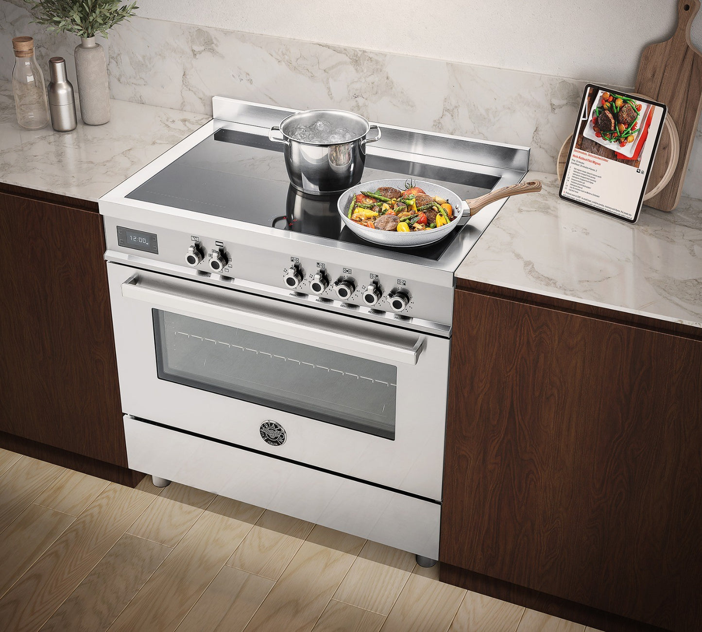 Fogão Bertazzoni Professional 5 Zonas Forno Elétrico 108 Litros Inox 90cm