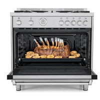 Fogão Bertazzoni Master inox com assado de carne e legumes no forno elétrico de 142 litros.