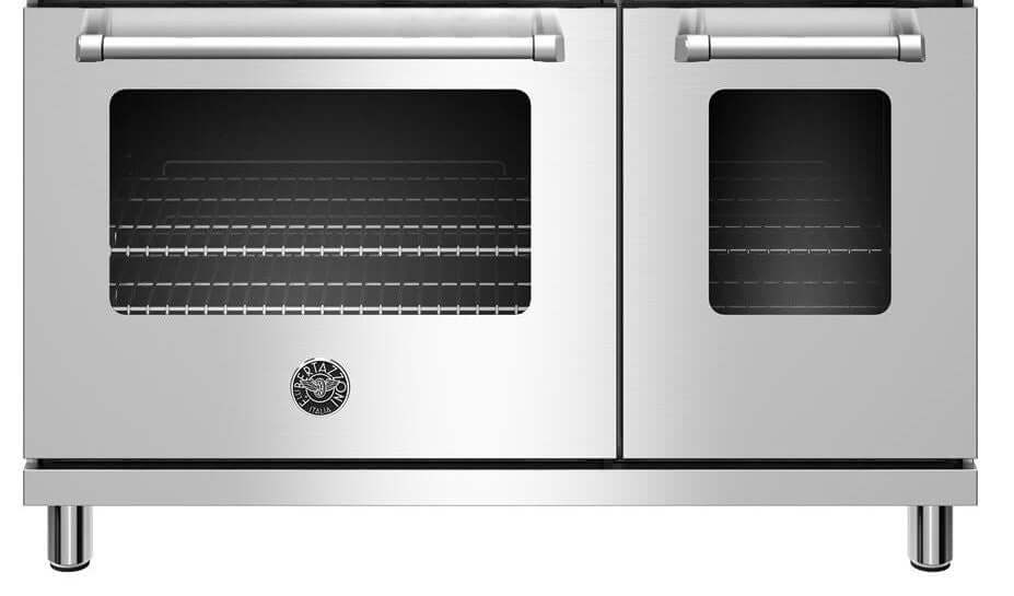 Fogão Bertazzoni Master Inox 122cm 6 Bocas Forno á Gás Duplo em inox escovado, modelo de piso com dois fornos à gás, puxadores e grelhas visíveis