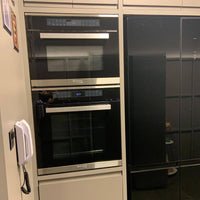 Torre Quente Cuisinart Arkton Black 60cm | Forno e Micro: Cuisinart 35L forno combinado de embutir em vidro preto com painel digital touch e porta de vidro