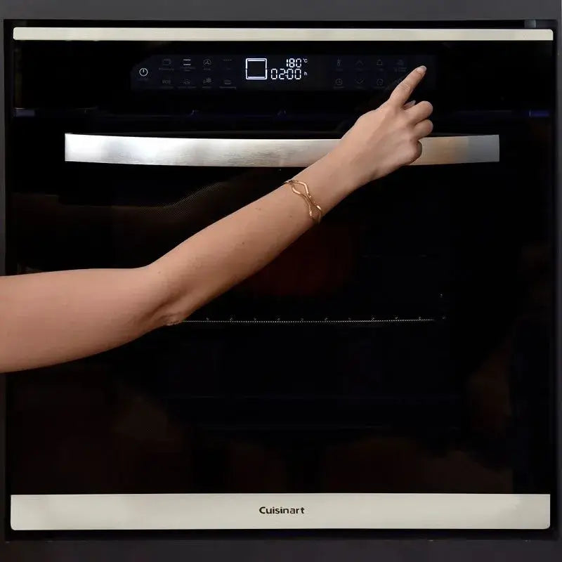 Torre Quente Cuisinart Arkton Black 60cm | Forno e Micro: forno combinado de embutir 35L em vidro preto com painel digital touch e puxador inox
