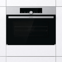 Forno Gorenje Combinado com Micro-ondas 50 Litros Inox 60cm embutido em inox com painel digital touch, puxador horizontal e porta de vidro preto