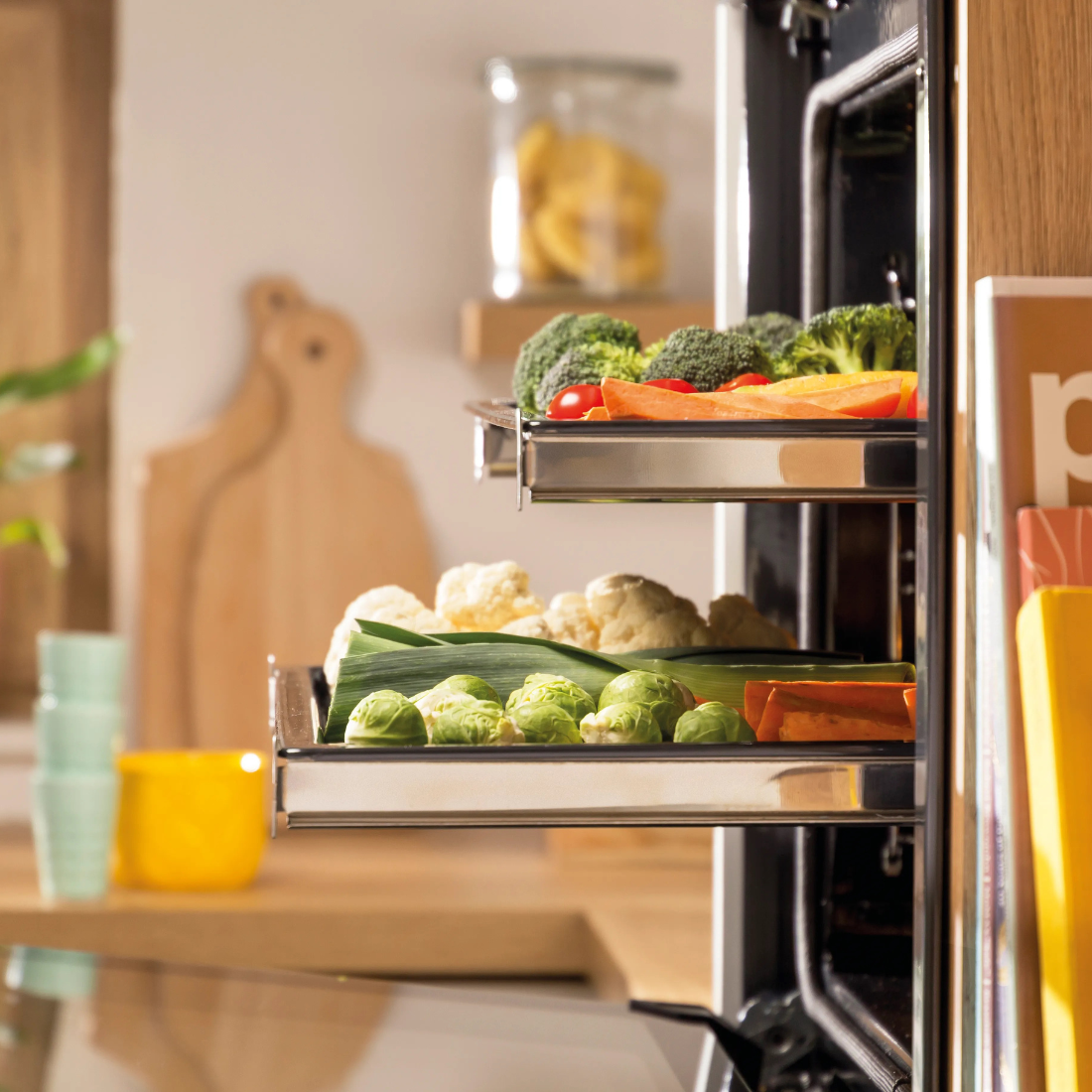 Forno Elétrico Gorenje Multifunções 77 Litros Inox 60cm 220V