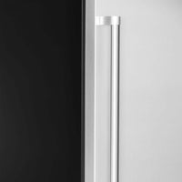 Freezer Evol Smart 142 Litros Inox 60cm com acabamento inox, puxador vertical tubular e porta de embutir moderna