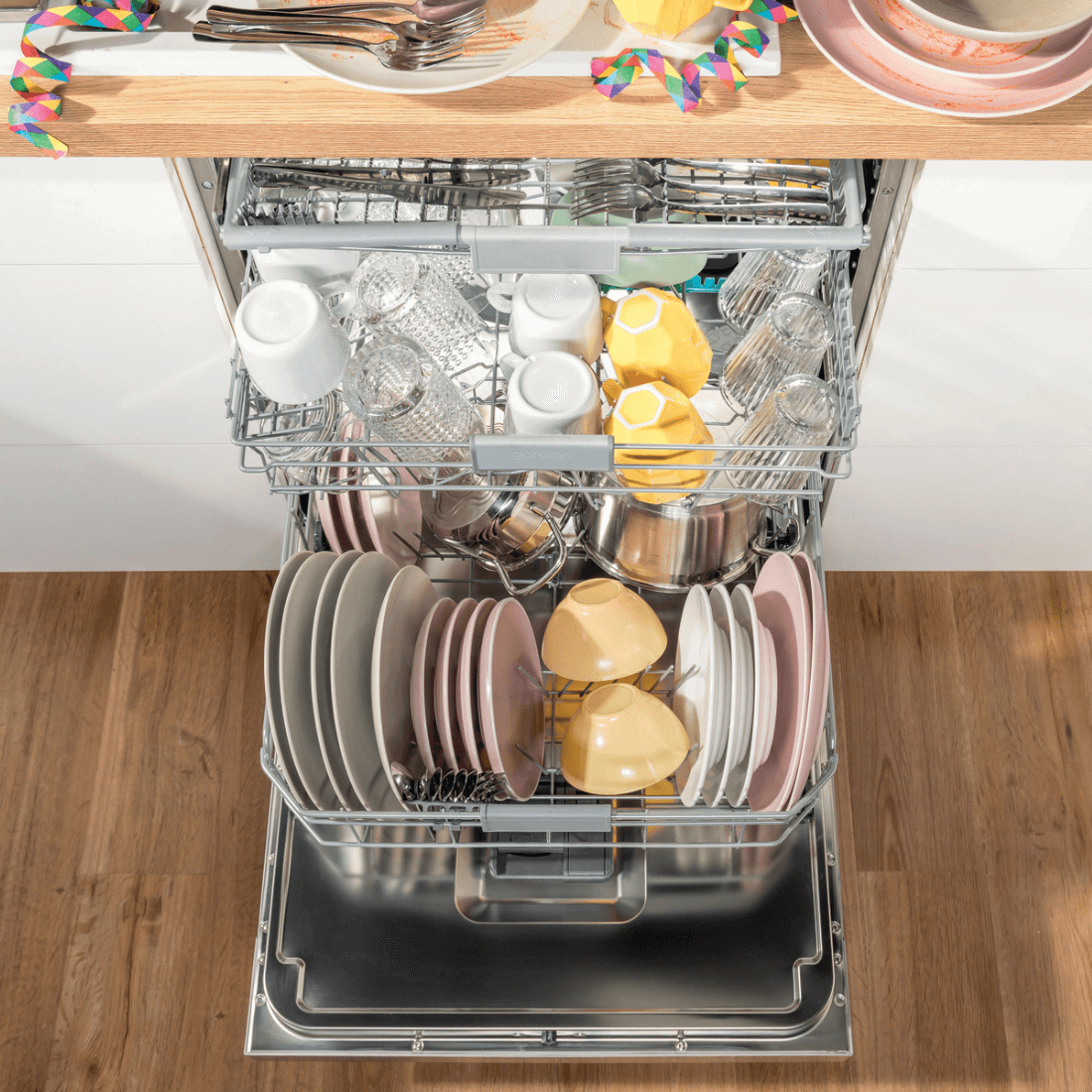 Lava-Louças Gorenje Porta para Revestir 16 Serviços com Wi-fi 60cm - lava louças de embutir inox com painel integrado e 3 cestos visíveis