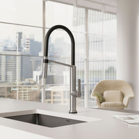 Cuba Mekal LR 40cm de embutir em inox escovado com torneira alta moderna e design retilíneo para cozinha contemporânea