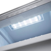 Máquina de Gelo Tecno Professional 50kg/dia Inox 45cm com interior inox, luz UV e painel de botões para embutir