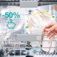 Lava-Louças Gorenje Porta para Revestir 16 Serviços com Wi-fi 60cm — lava louças de embutir inox com painel integrado e 3 cestos, taça sendo colocada