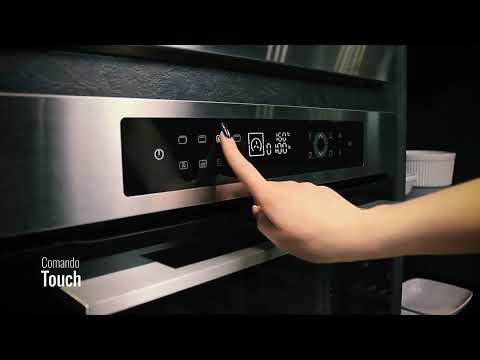 Forno Elétrico Debacco Montreal 73 Litros Vidro Preto 60cm mostrando painel touch em inox com porta de vidro e instalação de embutir