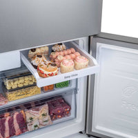 Gaveta deslizante Easy Glide do refrigerador com sobremesas e carnes em organização eficiente.
