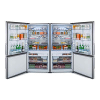 Refrigerador Bertazzoni Master DUO com portas abertas, mostrando prateleiras e gavetas cheias de alimentos.