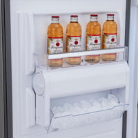 Cantos do Freezer Tecno Professional 278 Litros Inox 60cm com gelação e espaço para bebidas.
