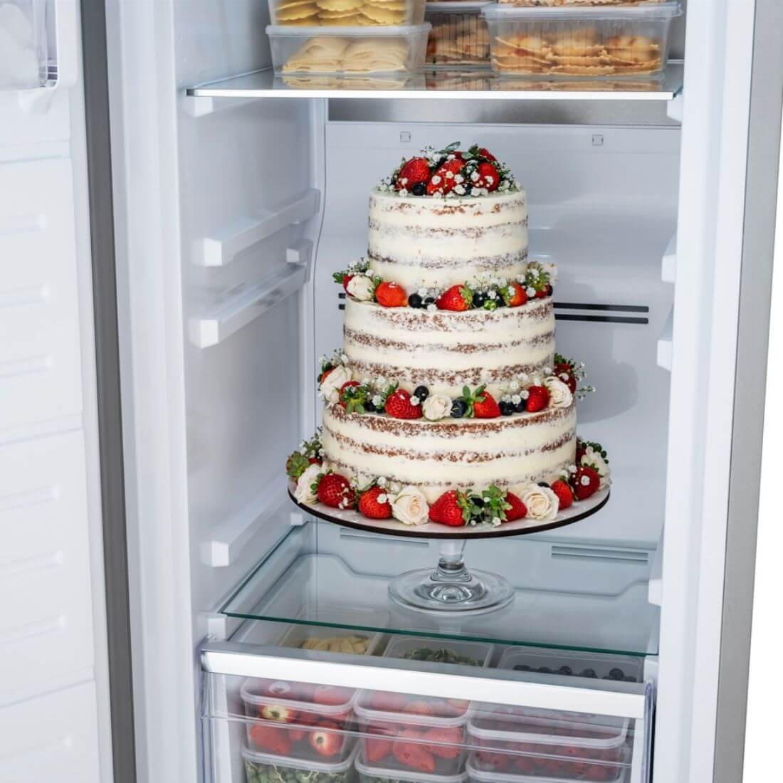 Refrigerador Tecno Professional Side by Side 658 Litros Inox 122cm com interior inox, portas side by side, puxadores tubulares e prateleiras de vidro