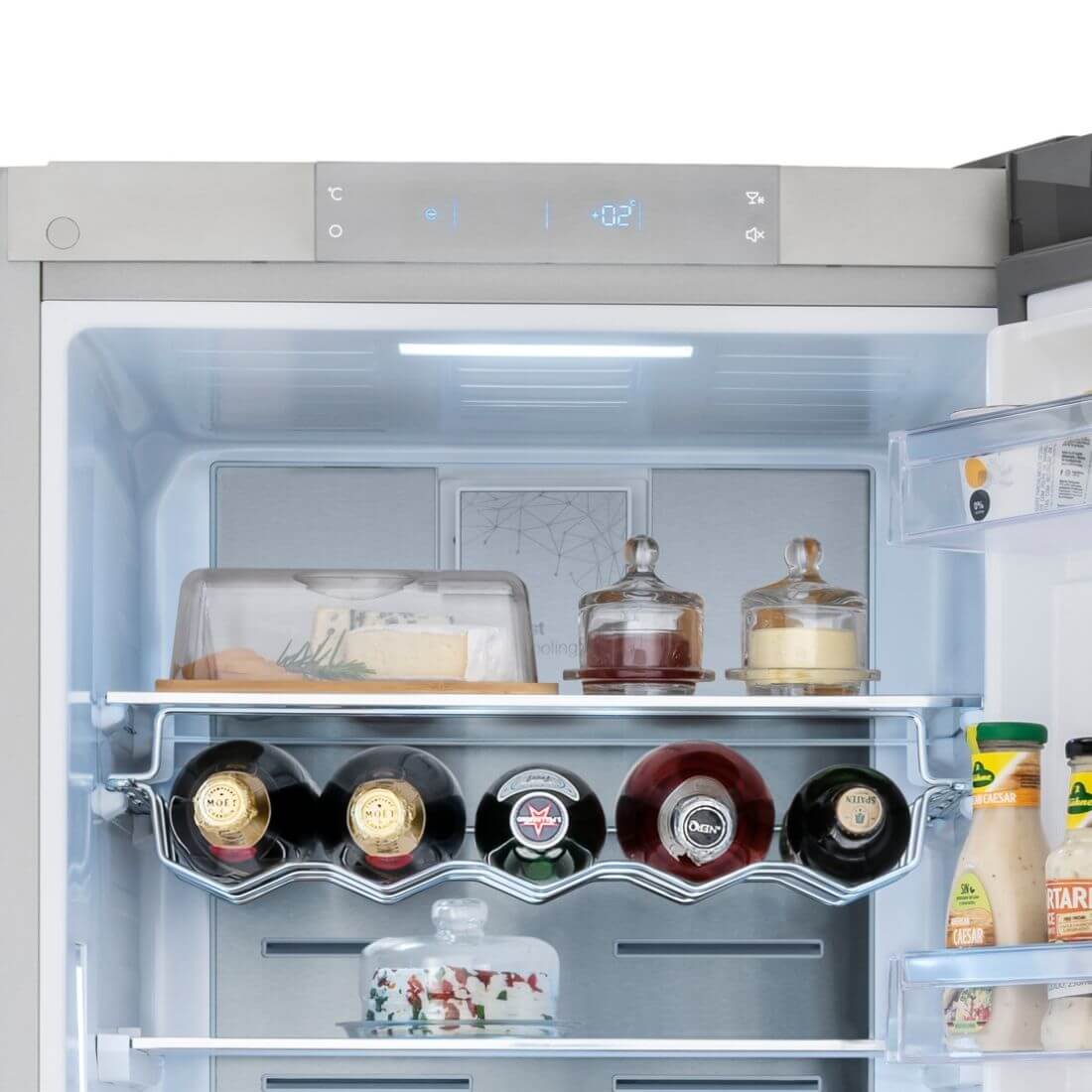 Refrigerador Tecno Vintage Side by Side 658 Litros Inox 122cm, side by side inox com duas portas, puxadores em latão e prateleira para garrafas