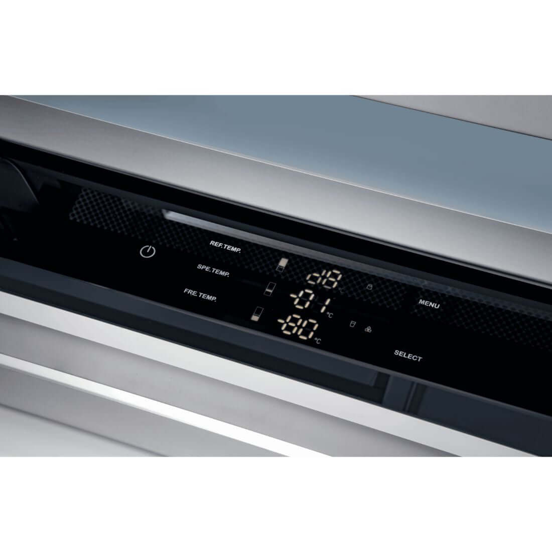Refrigerador Evol French Door painel digital inox com display de temperatura e botões touch