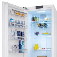 Refrigerador Tecno para Revestir 303L branco embutir com porta aberta mostrando prateleiras e itens internos